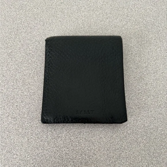 Bally Switzerland Black Leather Bifold Wallet — Used Good Condition - Picture 4 of 5